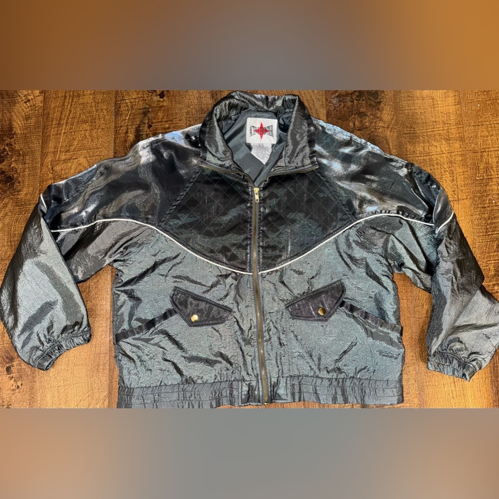 Active Frontier Vintage Windbreaker